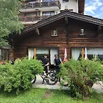 Hotel Adler 2*